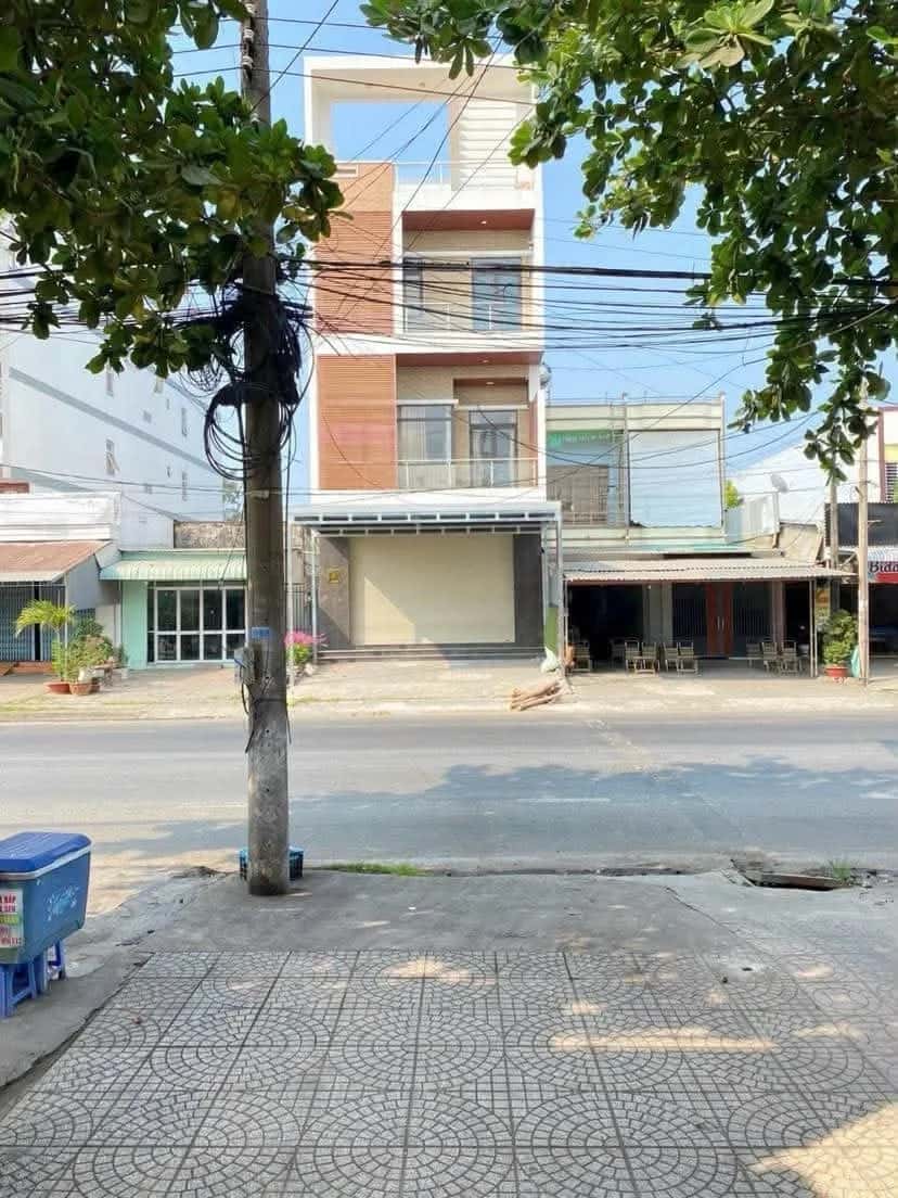 Cho thuê nhà mặt tiền Bình Thủy, Cần Thơ – giá 6 triệu