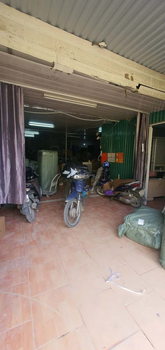 Cho thuê kho, nhà xưởng Thanh Xuân, Hà Nội – 1 phòng ngủ, giá 16 triệu Cho thuê kho, nhà xưởng Thanh Xuân, Hà Nội – 1 phòng ngủ, giá 16 triệu