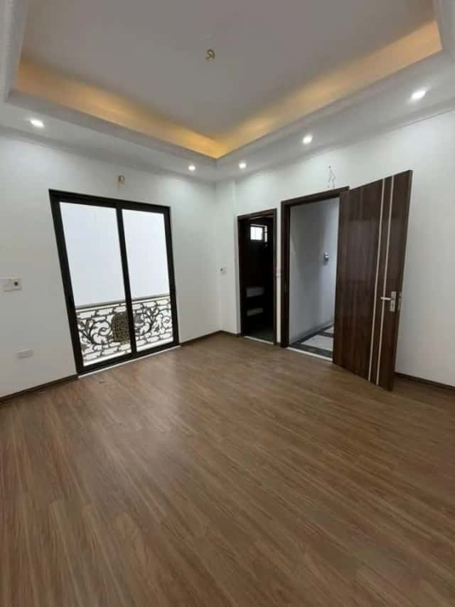 Cho thuê nhà hẻm Văn Chương Đống Đa, Hà Nội – 4 phòng ngủ, giá 11 triệu