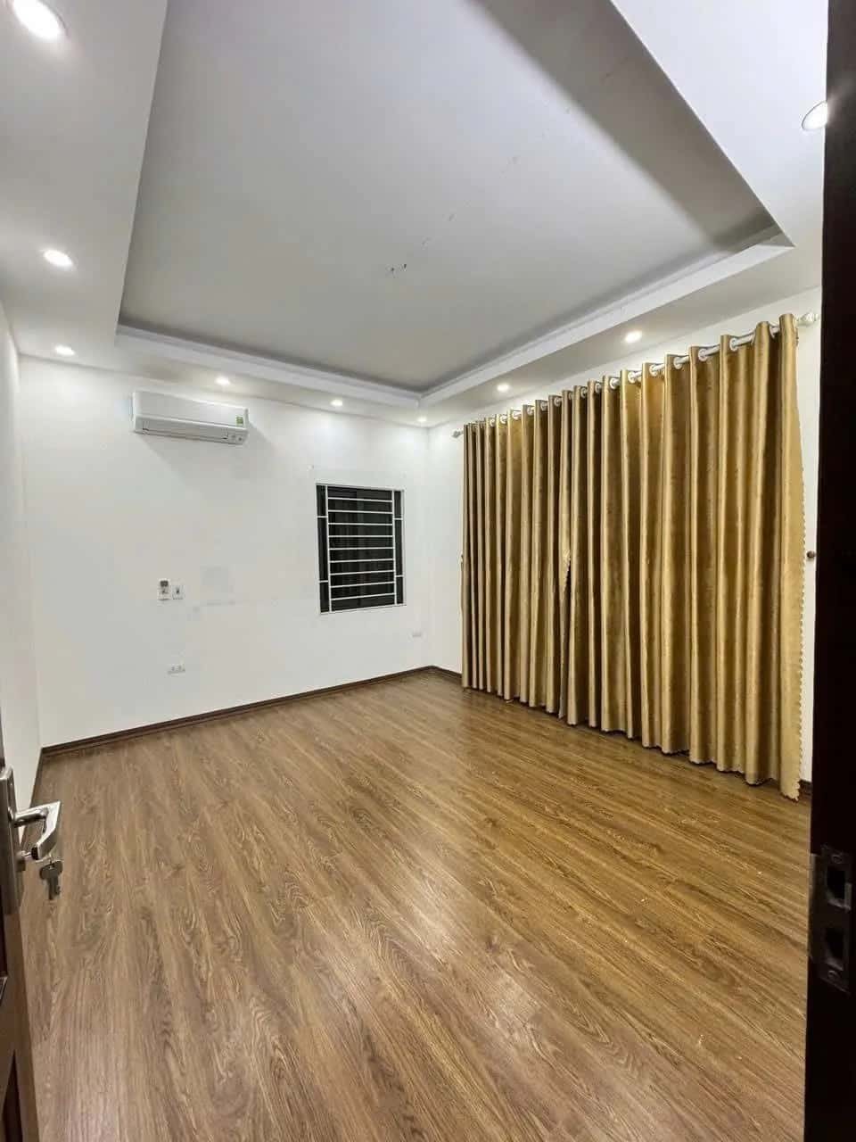 Cho thuê nhà hẻm Hà Đông, Hà Nội – 5 phòng ngủ, giá 14 triệu
