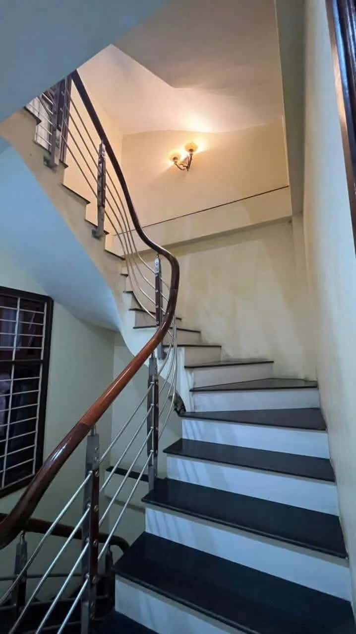 Cho thuê nhà hẻm Quận Đống Đa, Hà Nội – 6 phòng ngủ, giá 22 triệu