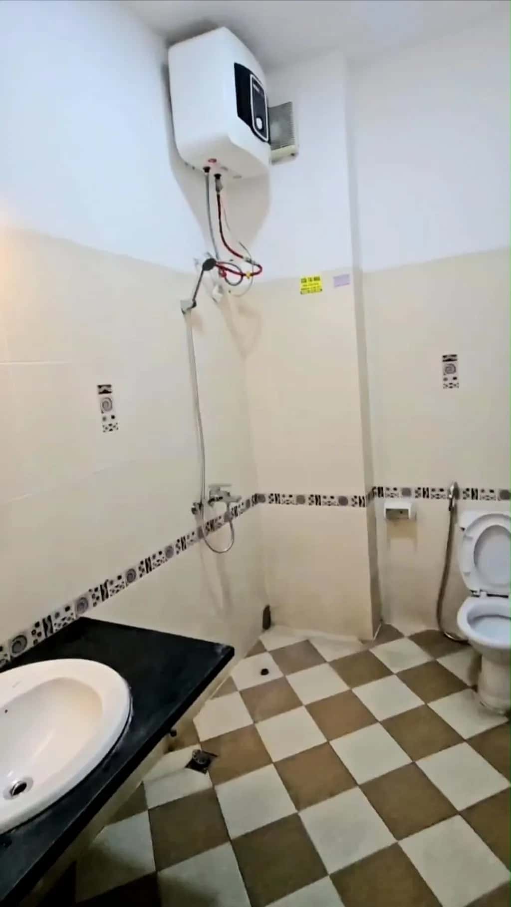 Cho thuê nhà mặt tiền Thái hà Đống Đa, Hà Nội – giá 25 triệu