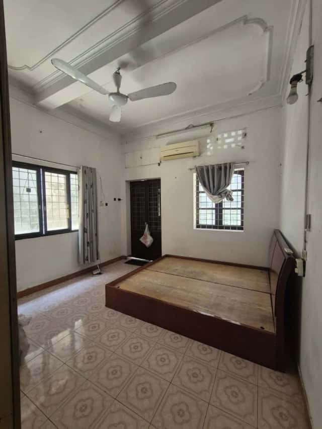 Cho thuê nhà hẻm Hai Bà Trưng, Ha Noi – 2 phòng ngủ, giá 8.5 triệu Cho thuê nhà hẻm Hai Bà Trưng, Ha Noi – 2 phòng ngủ, giá 8.5 triệu