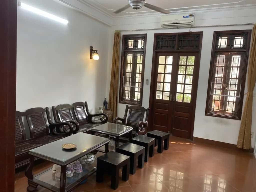 Cho thuê nhà mặt tiền Đường Cầu Giấy Cầu Giấy, Hà Nội – giá 11.5 triệu