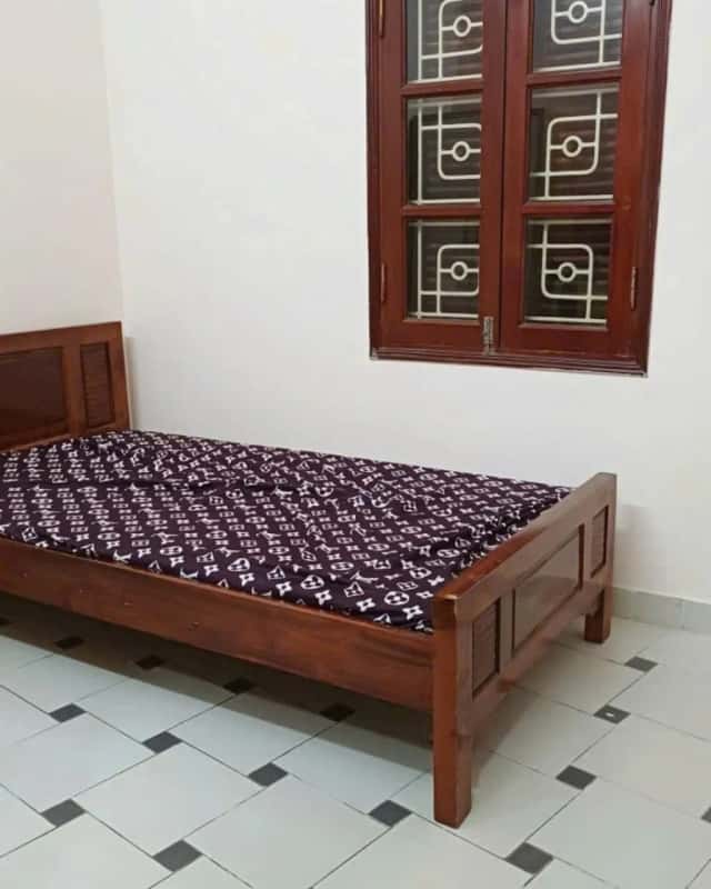 Cho thuê nhà hẻm Đống Đa, Ha Noi – 4 phòng ngủ, giá 12 triệu Cho thuê nhà hẻm Đống Đa, Ha Noi – 4 phòng ngủ, giá 12 triệu