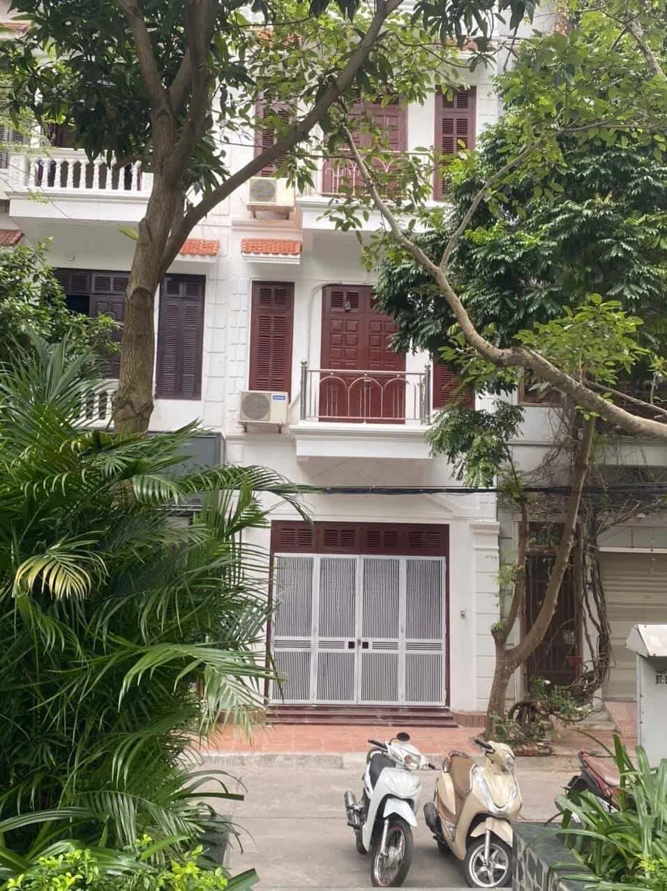 Cho thuê nhà mặt tiền Nam Từ Liêm, Ha Noi – 5 phòng ngủ, giá 20 triệu
