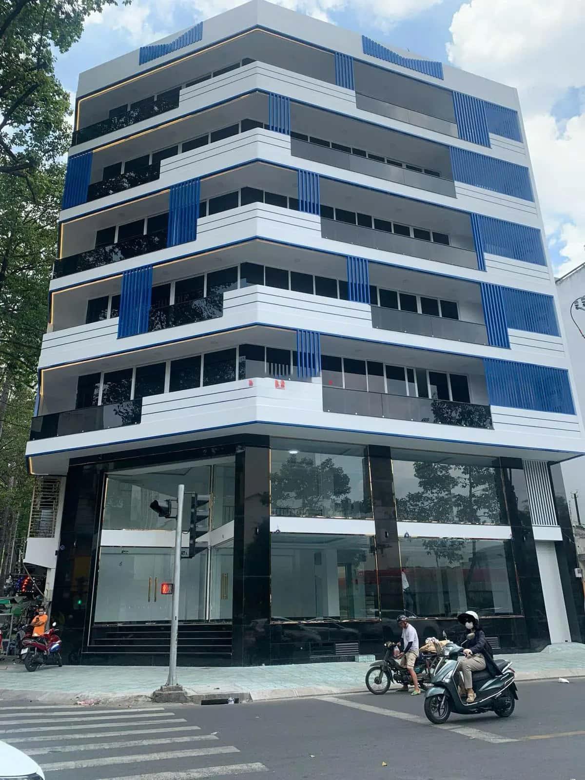 Cho thuê văn phòng Đường Nguyễn Chí Thanh Quận 10, TP.HCM – giá 270 triệu