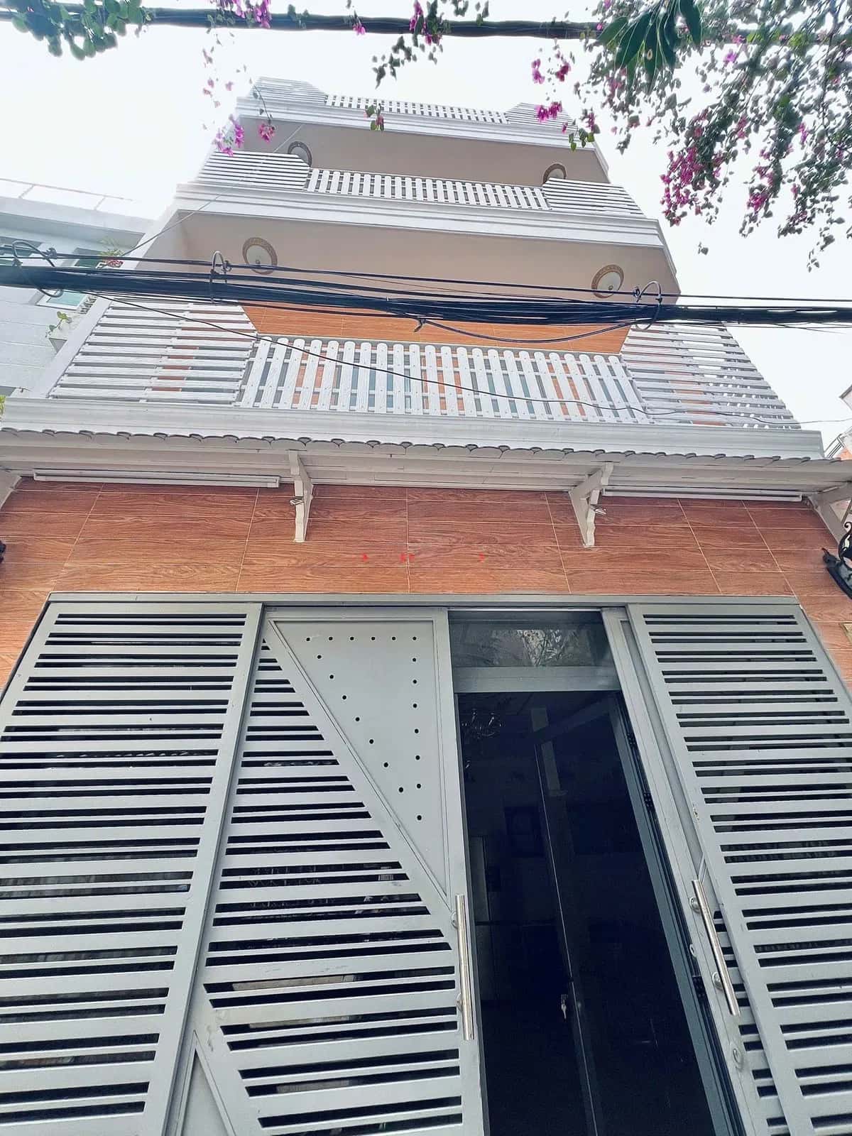 Cho thuê nhà hẻm Nguyễn Bặc Tân Bình, TP.HCM – 4 phòng ngủ, giá 19 triệu