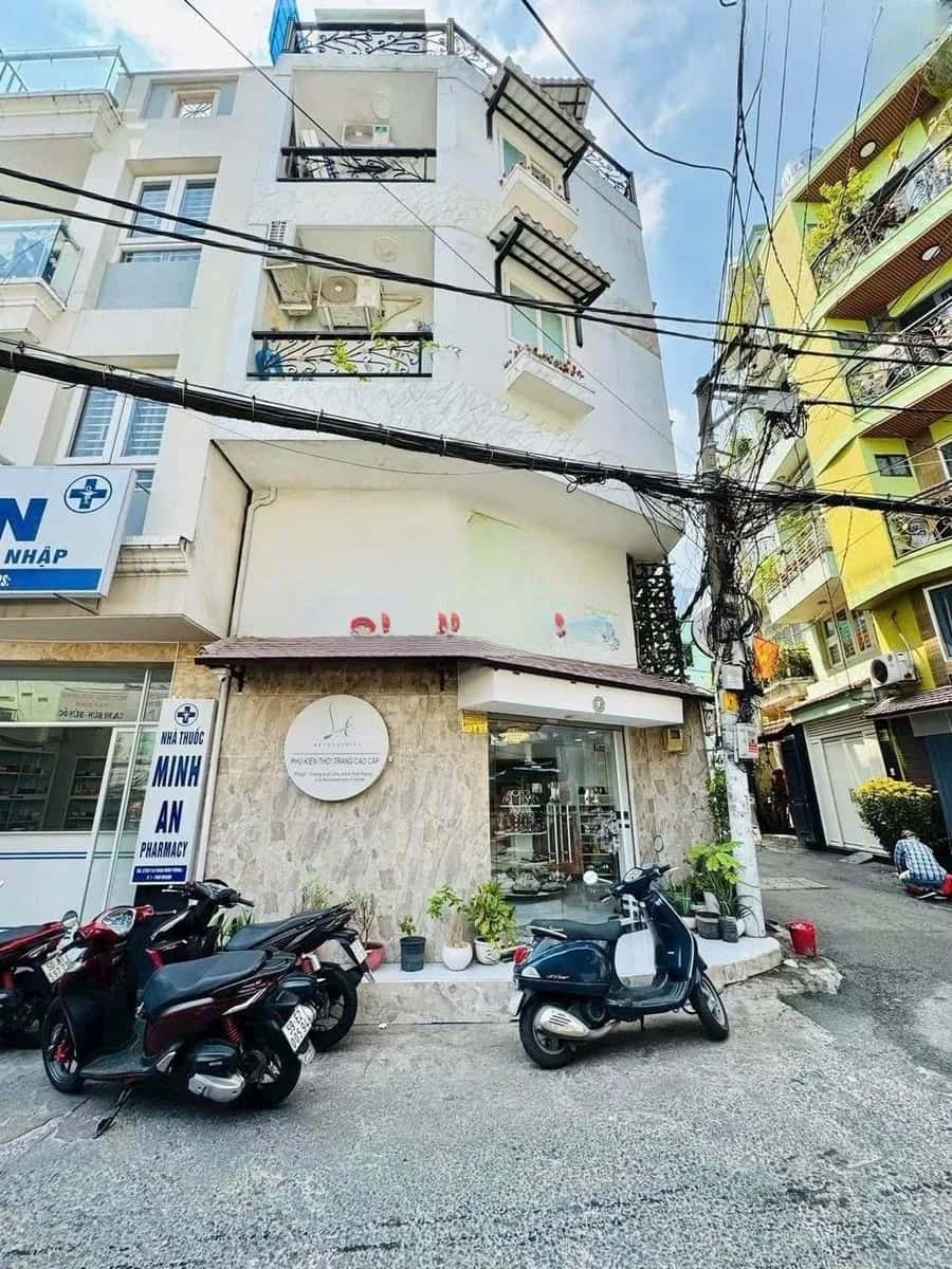 Cho thuê BĐS khác Phan Đình Phùng Phú Nhuận, TP.HCM – 3 phòng ngủ, giá 23 triệu