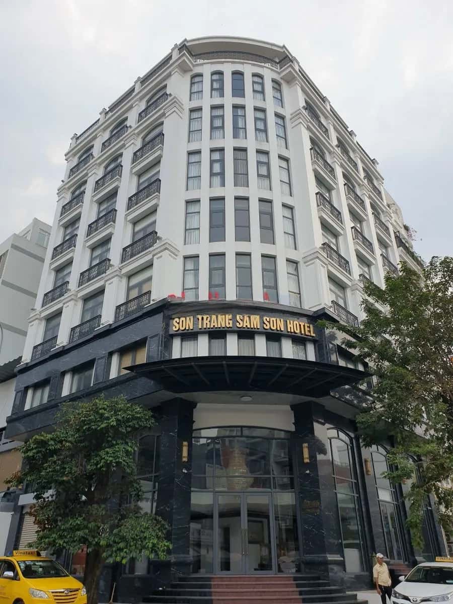 Cho thuê căn hộ chung cư Châu Văn Liêm Quận 5, TP.HCM – 50 phòng ngủ, giá 585 triệu