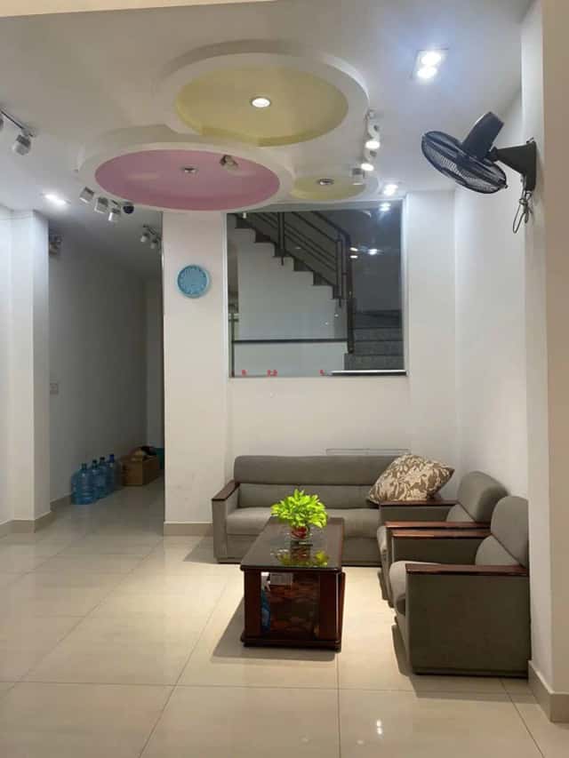 Cho thuê nhà mặt tiền Phạm Phú Thứ Quận 6, TP.HCM – 8 phòng ngủ, giá 50 triệu