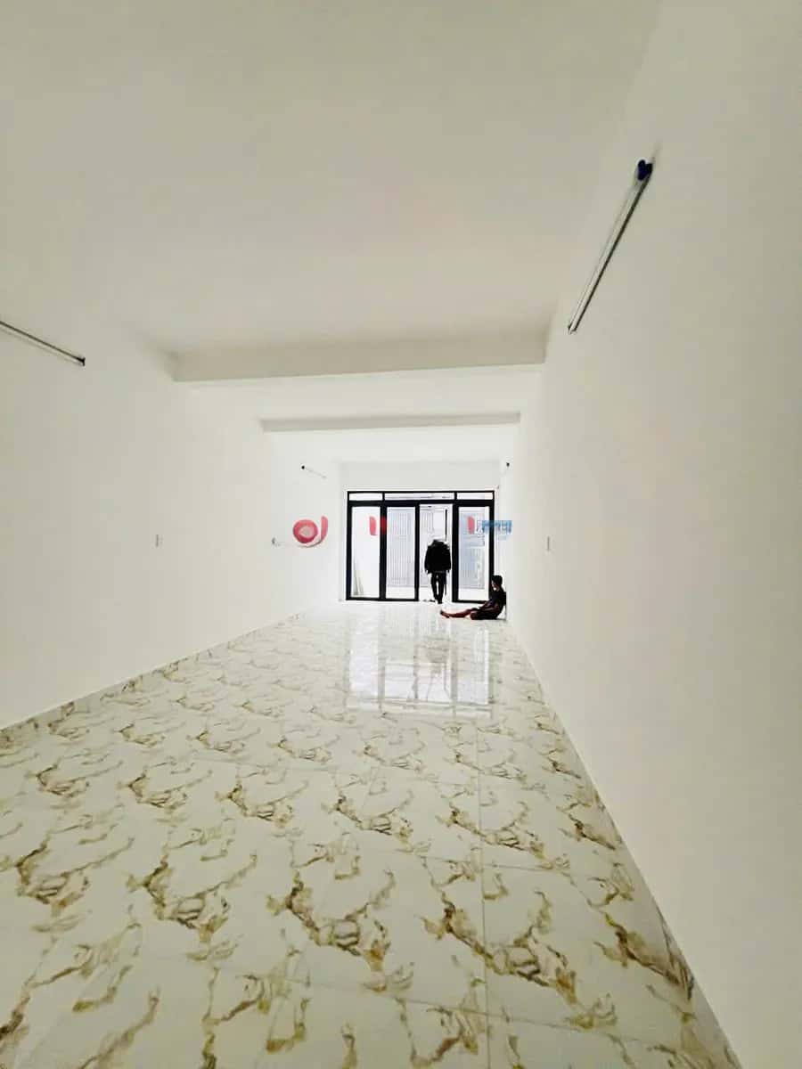Cho thuê nhà hẻm Hoàng Việt Tân Bình, TP.HCM – giá 35 triệu