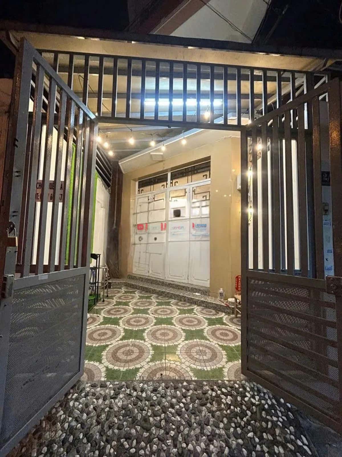 Cho thuê nhà hẻm Lê Tung Quận 11, TP.HCM – 4 phòng ngủ, giá 14.5 triệu