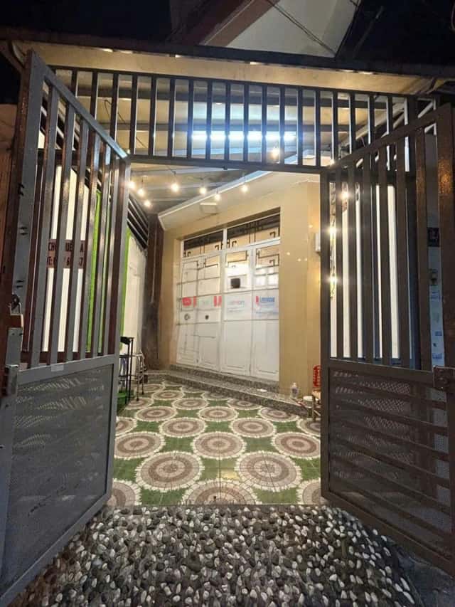 Cho thuê nhà hẻm Lê Tung Quận 11, TP.HCM – 4 phòng ngủ, giá 14.5 triệu