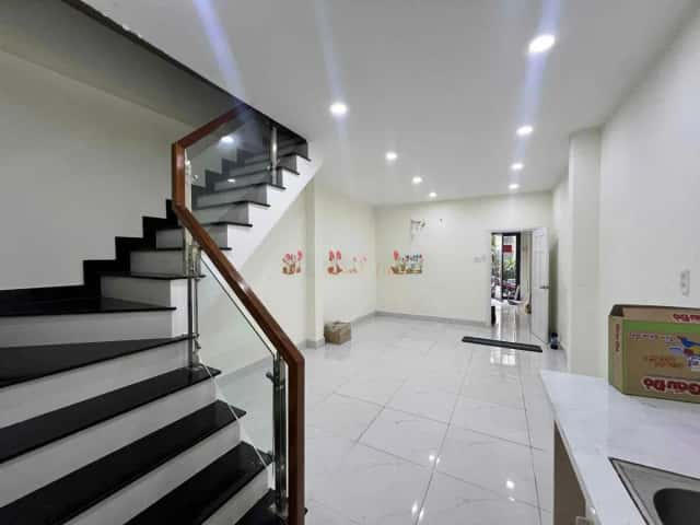 Cho thuê nhà hẻm Nguyễn Khắc Nhu Quận 1, TP.HCM – 3 phòng ngủ, giá 16 triệu