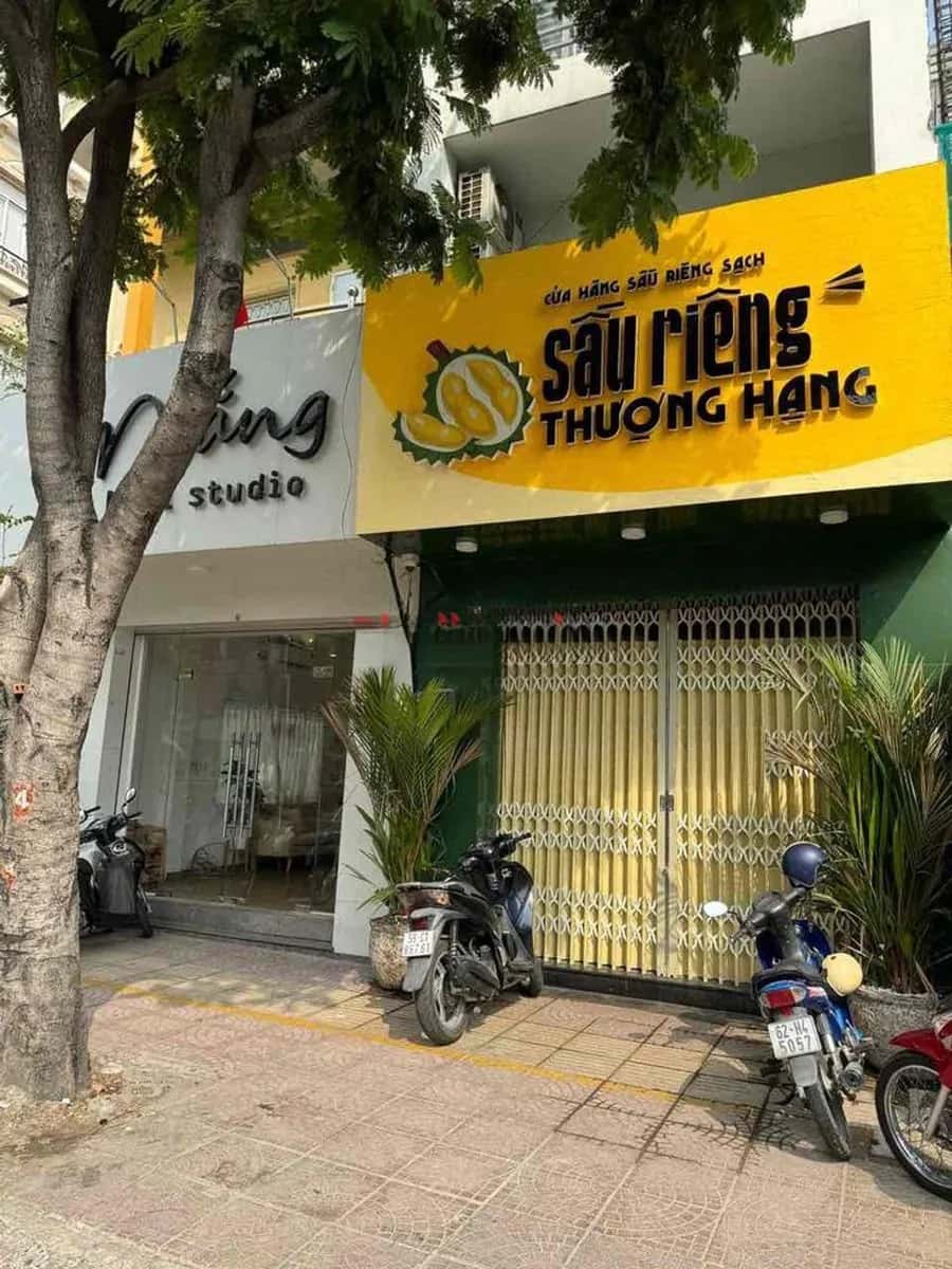 Cho thuê nhà mặt tiền Hoàng Diệu Quận 4, TP.HCM – 6 phòng ngủ, giá 20 triệu