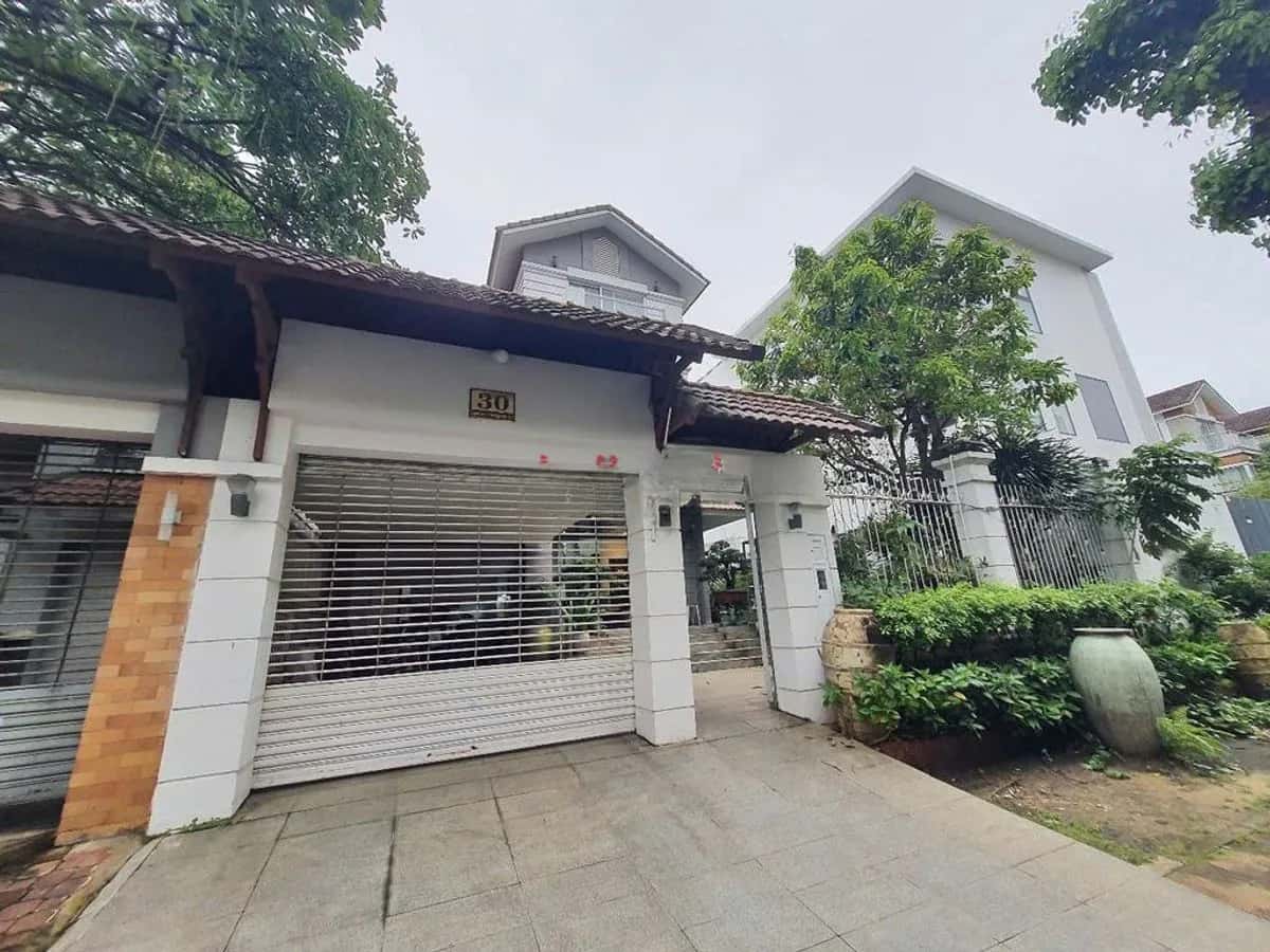 Cho thuê nhà hẻm Đường Số 4 Quận 7, TP.HCM – 4 phòng ngủ, giá 85 triệu