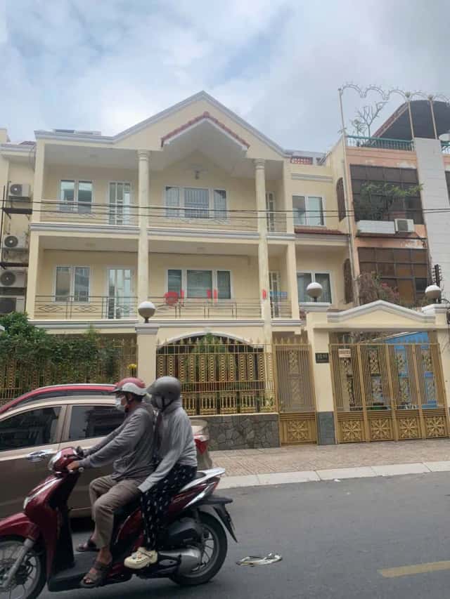 Cho thuê nhà mặt tiền Đường Trần Quang Diệu Quận 3, TP.HCM – giá 180 triệu