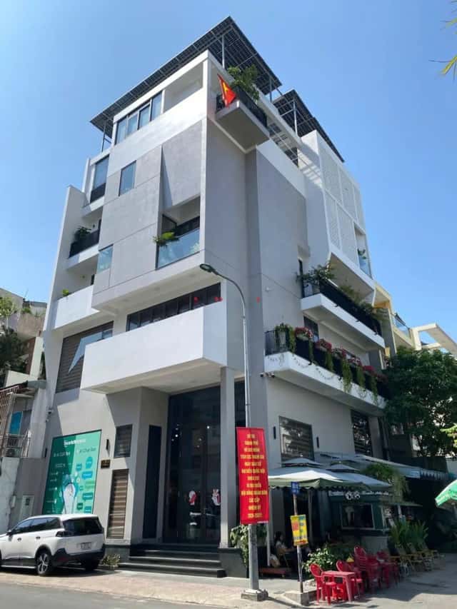 Cho thuê nhà mặt tiền Vườn Chuối Quận 3, TP.HCM – giá 100 triệu