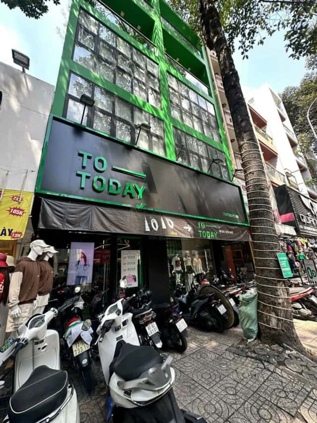 Cho thuê nhà mặt tiền Đường Nguyễn Trãi Quận 5, TP.HCM – giá 175 triệu
