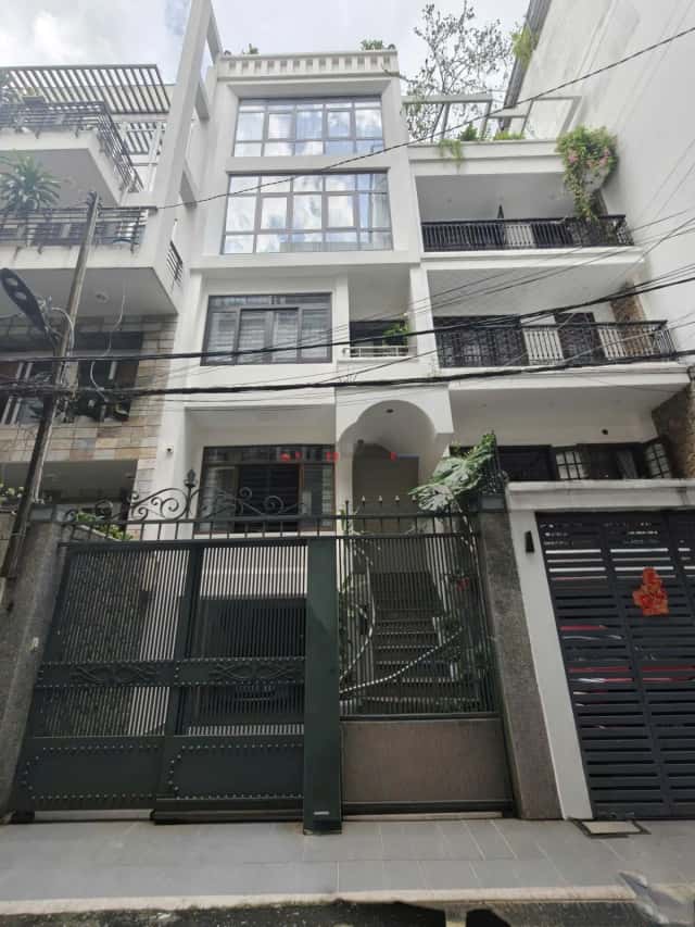 Cho thuê nhà hẻm Nguyễn Văn Thủ Quận 1, TP.HCM – 9 phòng ngủ, giá 90 triệu