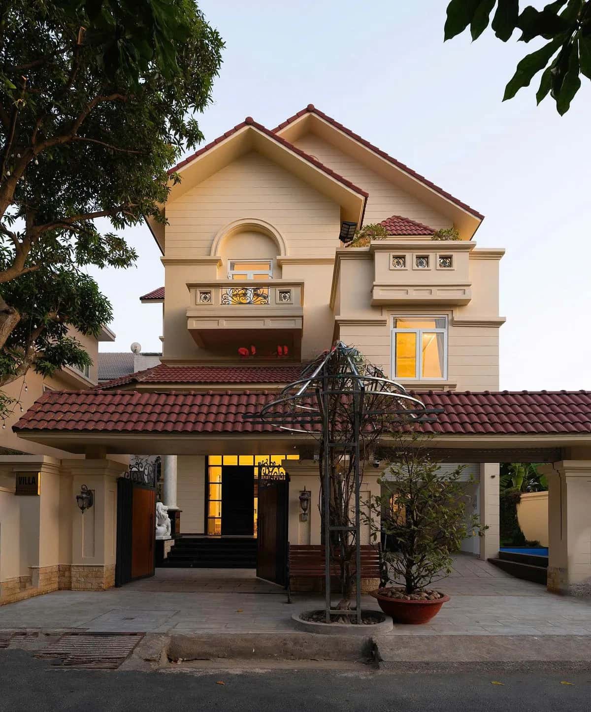 Cho thuê nhà hẻm Đường Số 55 Quận 2, TP.HCM – 8 phòng ngủ, giá 195 triệu