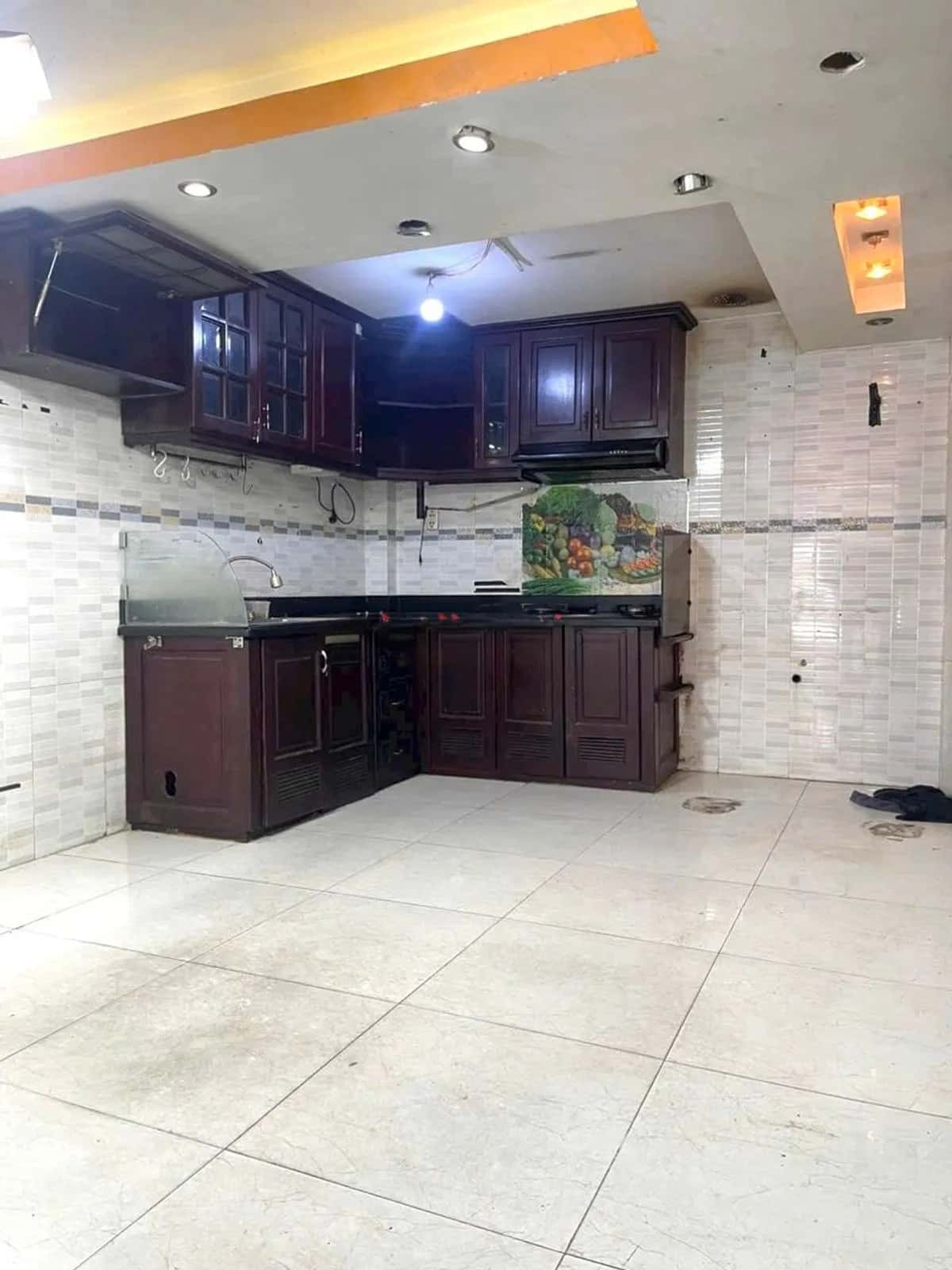 Cho thuê nhà mặt tiền Đường Vĩnh Viễn Quận 10, TP.HCM – 5 phòng ngủ, giá 25 triệu