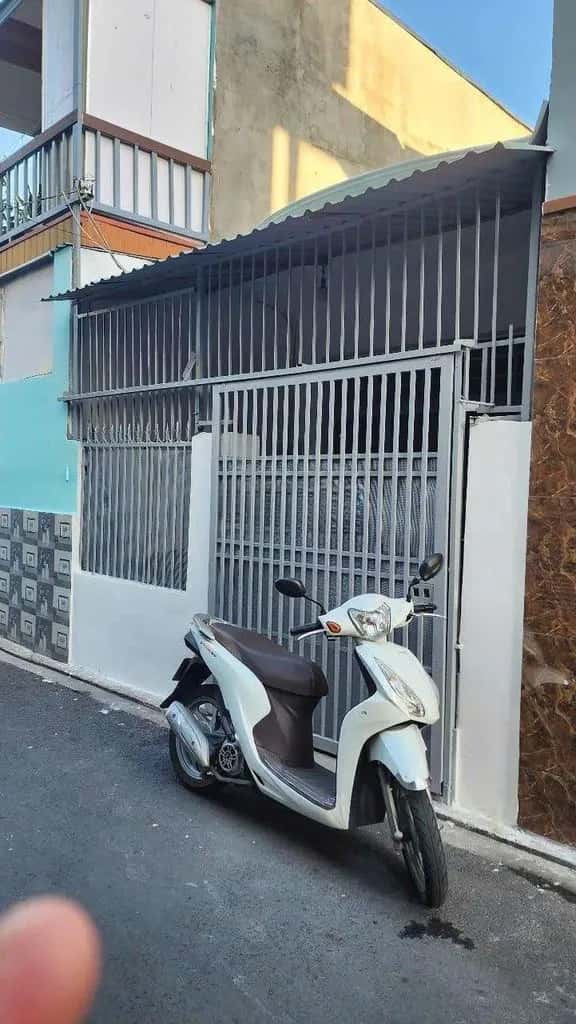Cho thuê nhà hẻm Đường Trung Mỹ Tây 13 Quận 12, Ho Chi Minh – 2 phòng ngủ, giá 6 triệu