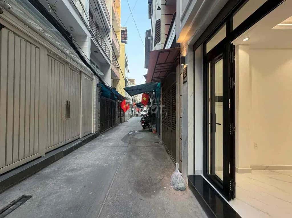 Cho thuê nhà hẻm Nguyễn Đình Chiểu Quận 3, TP.HCM – 3 phòng ngủ, giá 24.5 triệu
