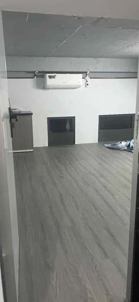 Cho thuê căn hộ dịch vụ Đường số 6 Quận 9 cũ, TP.HCM – 1 phòng ngủ, giá 2.3 triệu Cho thuê căn hộ dịch vụ Đường số 6 Quận 9 cũ, TP.HCM – 1 phòng ngủ, giá 2.3 triệu