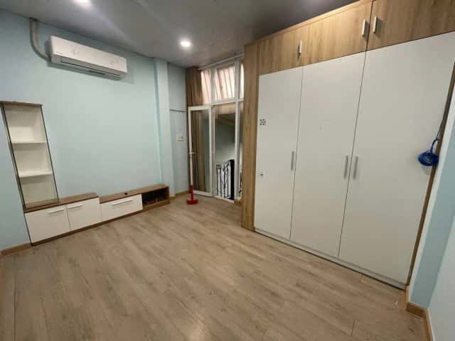 Cho thuê nhà hẻm Lũy Bán Bích Tân Phú, Ho Chi Minh – 2 phòng ngủ, giá 9 triệu