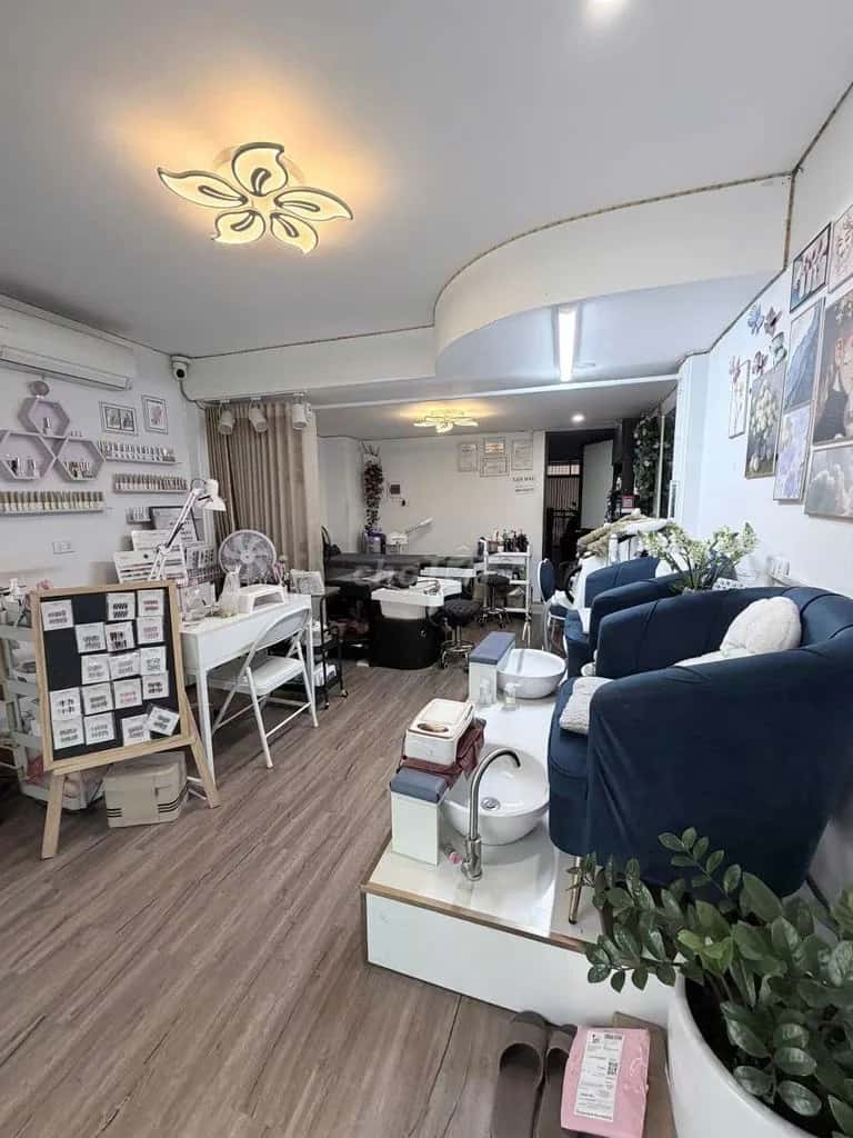 Cho thuê nhà mặt tiền Hoàng Quốc Việt Nghĩa Đô, Hà Nội – giá 9 triệu