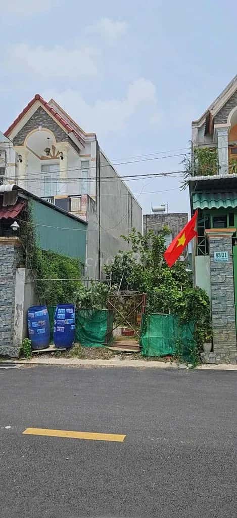 Cho thuê đất Hoàng Hoa Thám Thành phố Dĩ An, Ho Chi Minh – giá 2 triệu Cho thuê đất Hoàng Hoa Thám Thành phố Dĩ An, Ho Chi Minh – giá 2 triệu