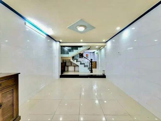 Cho thuê nhà hẻm Nguyễn Đình Chiểu Quận 3, TP.HCM – 3 phòng ngủ, giá 12 triệu