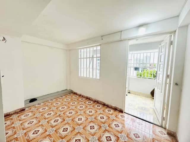 Cho thuê nhà mặt tiền Hẻm 380 Lê Văn Lương Quận 7, TP.HCM – 6 phòng ngủ, giá 25 triệu