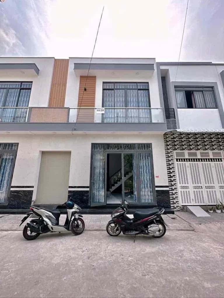 Cho thuê nhà mặt tiền Trần Quang Diệu Bình Thủy, Cần Thơ – 3 phòng ngủ, giá 8 triệu