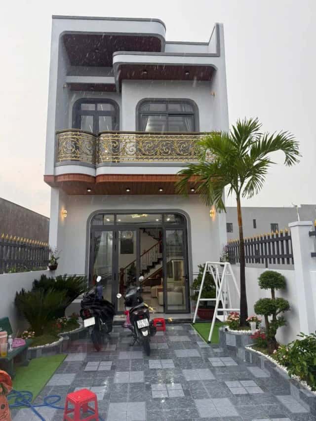 Bán nhà hẻm ấp Rừng Dầu Đức Hòa, Tay Ninh – 4 phòng ngủ, giá 3.4 tỷ Bán nhà hẻm ấp Rừng Dầu Đức Hòa, Tay Ninh – 4 phòng ngủ, giá 3.4 tỷ
