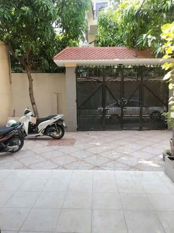 Cho thuê nhà hẻm Đường Nguyễn Trung Trực Quận Bình Thạnh, TP.HCM – 10 phòng ngủ, giá 50 triệu