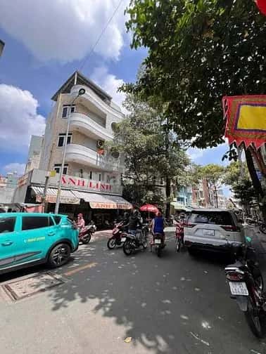 Cho thuê nhà mặt tiền Lý Nam Đế Quận 11, TP.HCM – 3 phòng ngủ, giá 43 triệu Cho thuê nhà mặt tiền Lý Nam Đế Quận 11, TP.HCM – 3 phòng ngủ, giá 43 triệu
