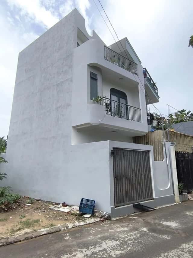 Cho thuê nhà hẻm Nguyễn Xiển Quận 9 cũ, Ho Chi Minh – 3 phòng ngủ, giá 10.5 triệu