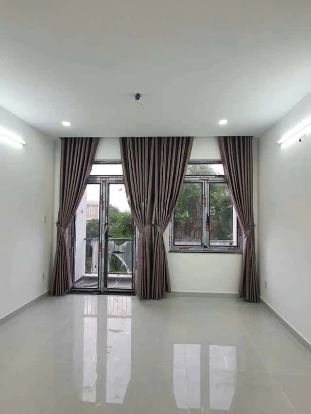 Cho thuê căn hộ dịch vụ Đường DD5 Quận 12, TP.HCM – 1 phòng ngủ, giá 5 triệu