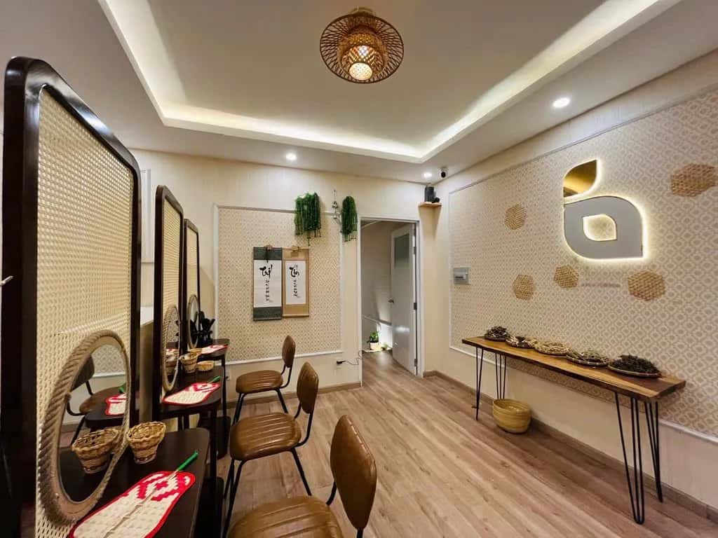 Cho thuê nhà mặt tiền Cao Thắng Quận 10, TP.HCM – 3 phòng ngủ, giá 15 triệu