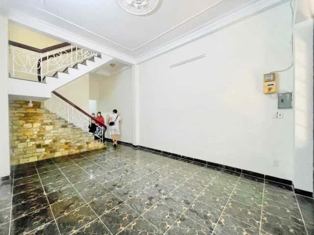 Cho thuê nhà hẻm Hoàng Hoa Thám Tân Bình, TP.HCM – 3 phòng ngủ, giá 16 triệu
