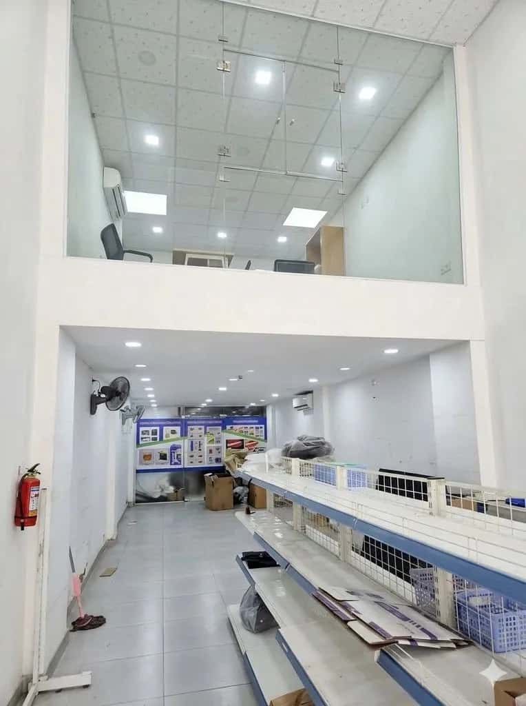 Cho thuê nhà mặt tiền Nguyễn Xuân Khoát Tân Phú, Ho Chi Minh – 2 phòng ngủ, giá 16 triệu