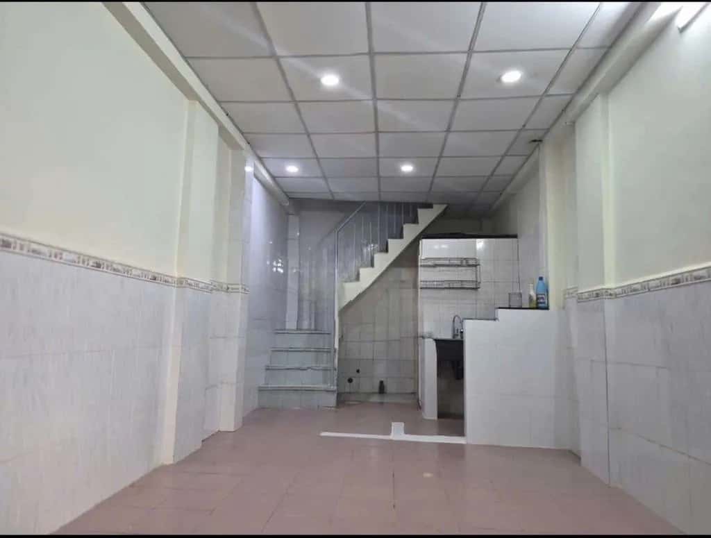 Cho thuê nhà hẻm Cách Mạng Tháng Tám Quận 3, Ho Chi Minh – 2 phòng ngủ, giá 11 triệu