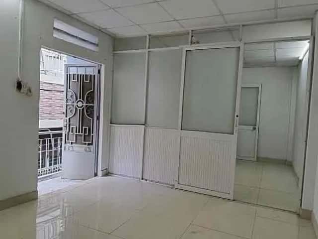 Cho thuê nhà hẻm Nguyễn Văn Lạc Quận Bình Thạnh, TP.HCM – 2 phòng ngủ, giá 10.5 triệu