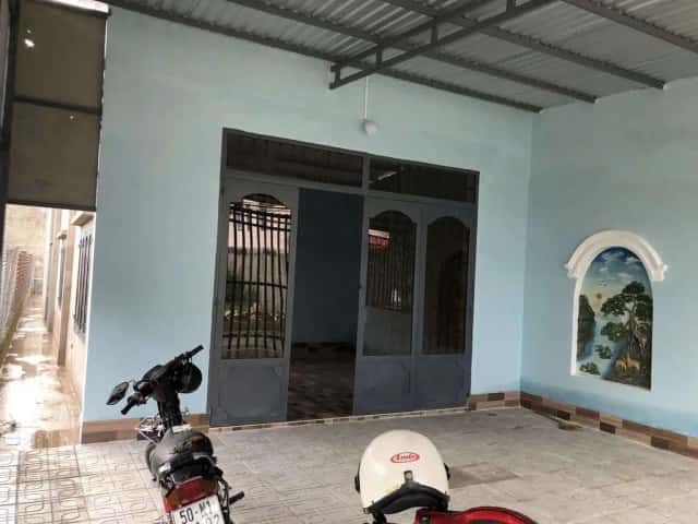 Cho thuê nhà mặt tiền Ấp Bình Tiền 1 Đức Hòa, Tây Ninh – 2 phòng ngủ, giá 5 triệu Cho thuê nhà mặt tiền Ấp Bình Tiền 1 Đức Hòa, Tây Ninh – 2 phòng ngủ, giá 5 triệu