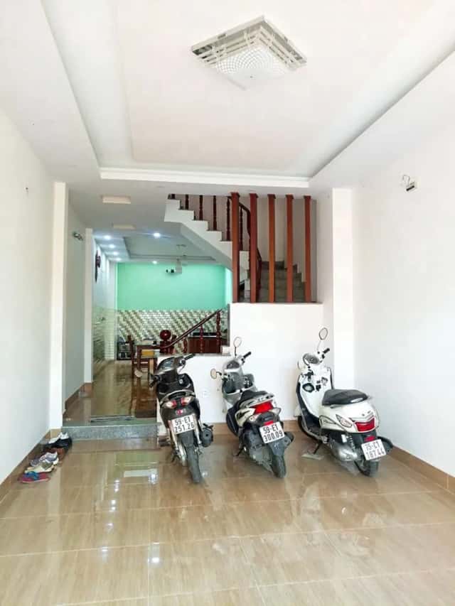 Cho thuê nhà mặt tiền Đường Hoàng Văn Hợp Bình Tân, TP.HCM – 4 phòng ngủ, giá 18 triệu Cho thuê nhà mặt tiền Đường Hoàng Văn Hợp Bình Tân, TP.HCM – 4 phòng ngủ, giá 18 triệu