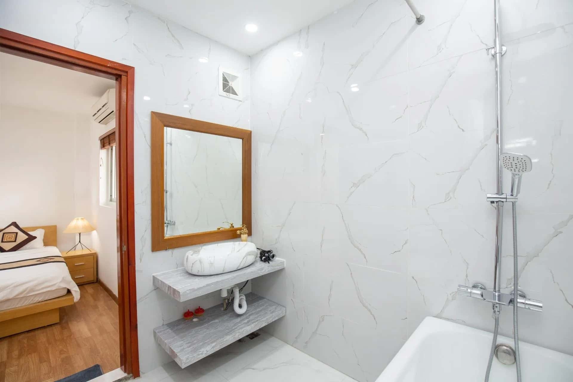 Cho thuê căn hộ chung cư Phố Đội Cấn Quận Ba Đình, Hà Nội – 1 phòng ngủ, giá 15.5 triệu
