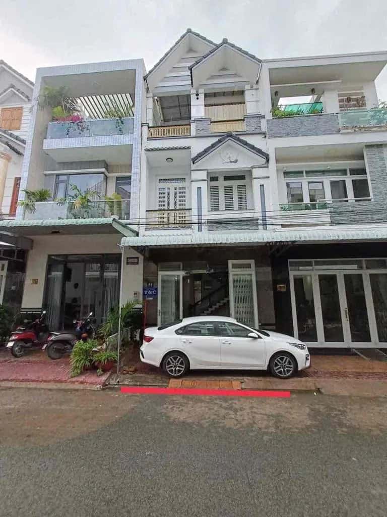 Cho thuê nhà mặt tiền Hung Phu, Can Tho – 3 phòng ngủ, giá 11 triệu